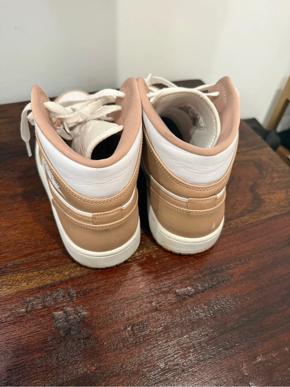 Nike Jordan Sneakers